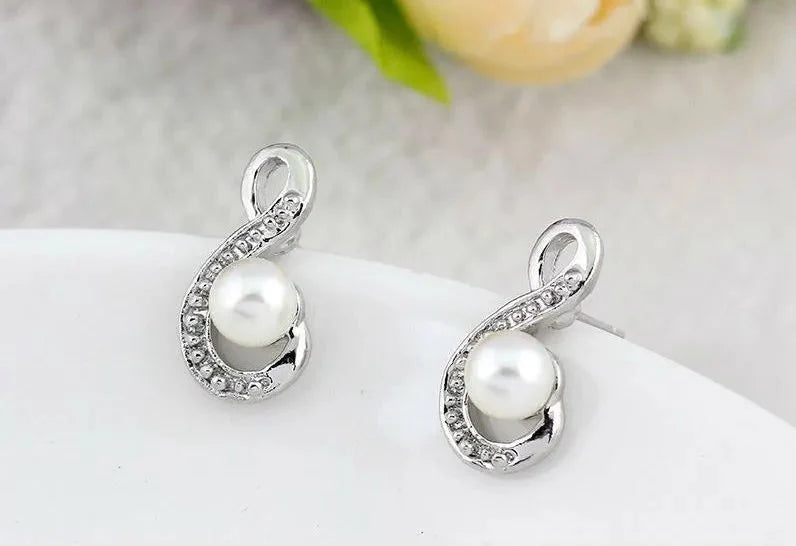 Danbi Pearl Jewelry Set for Women