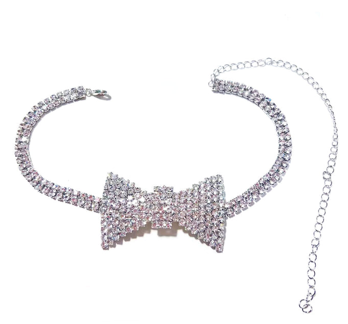 Elegant Crystal Pendant Necklace